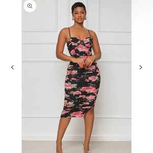 Floral Ruched Dress w/Split